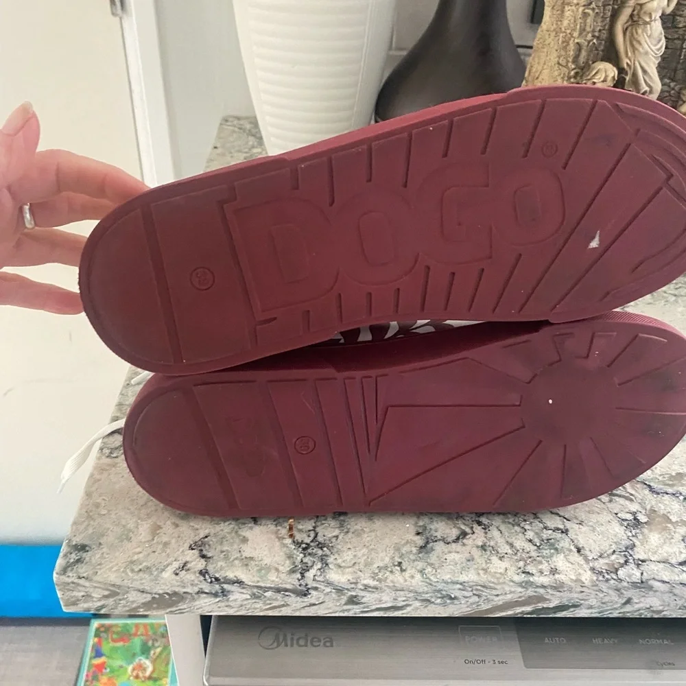 DOGO “Magic in the Air” Bird & Floral Art Sneakers SZ 8.5 - Picture 8 of 9